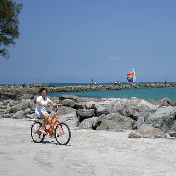 Sight seeing on a rental bike in Englewood and Venice, Florida